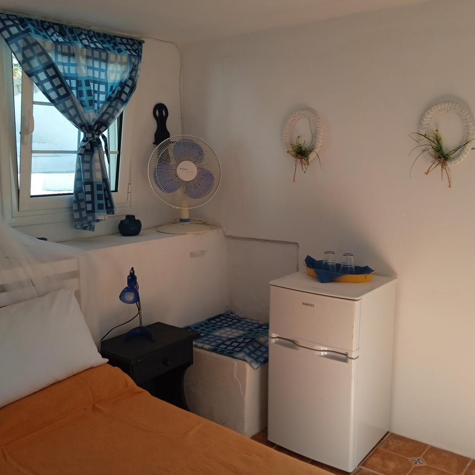 Cosy Studio In Allopronoia Sikinos Alopronia Екстериор снимка